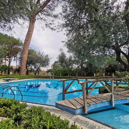 Casa Mar - Elegant Apartment With Pool And Panoramic Terrace In The Heart Of ソレント エクステリア 写真