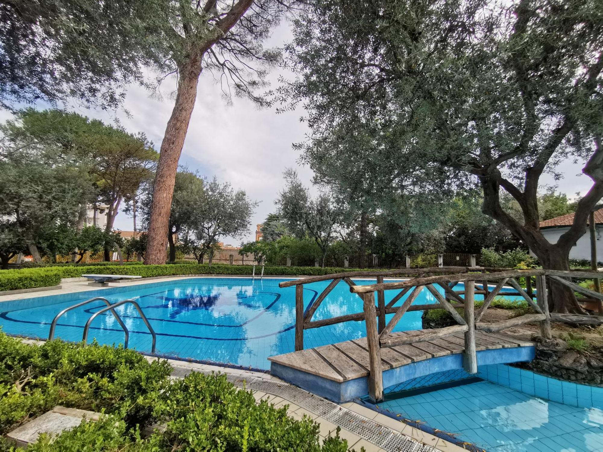 Casa Mar - Elegant Apartment With Pool And Panoramic Terrace In The Heart Of ソレント エクステリア 写真