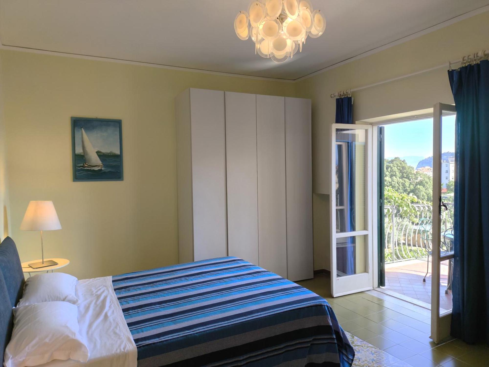 Casa Mar - Elegant Apartment With Pool And Panoramic Terrace In The Heart Of ソレント エクステリア 写真